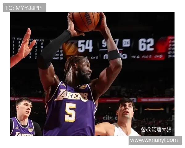 开拓者与太阳激战正酣球迷期待精彩对决与逆转时刻